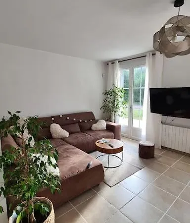 Maison Confortable En Foret Pres Des Plages Aucun Voisinage Prázdninový dům Saint-Pierre-d'Oleron