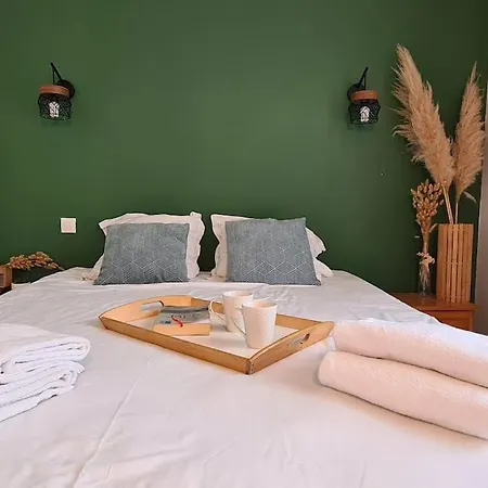 Maison Confortable En Foret Pres Des Plages Aucun Voisinage *