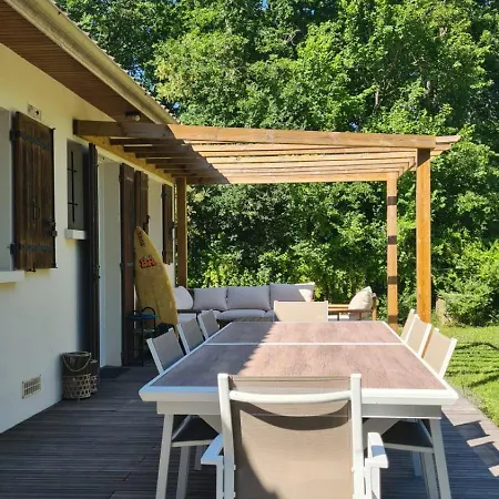 Maison Confortable En Foret Pres Des Plages Aucun Voisinage Prázdninový dům *